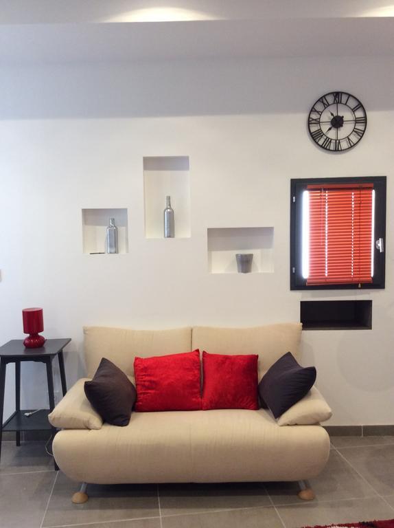 La Maison D'Estelle Apartment Laverune Bagian luar foto